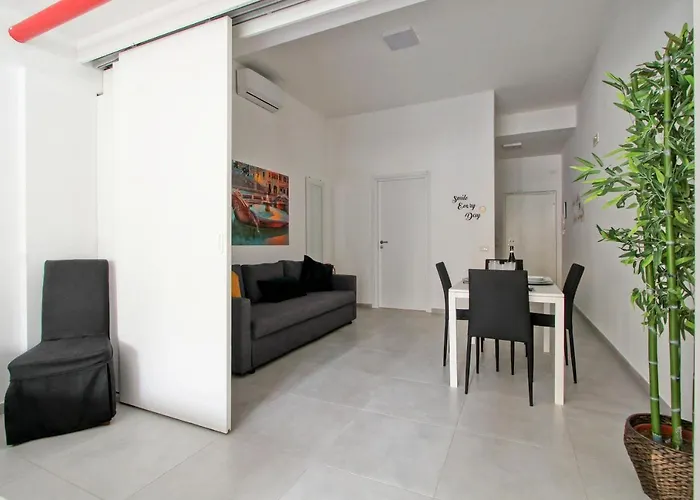Vatican Loft - & *
