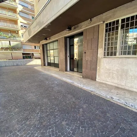 Vatican Loft - & *